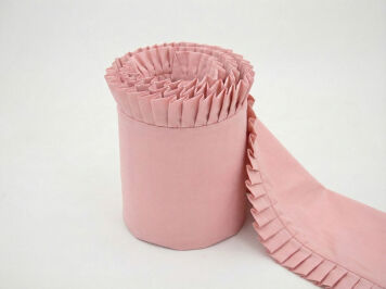 Ochraniacz z falbanką - Brudny róż kolekcja Glamur