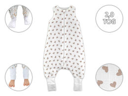 Beżowe serca-Muślinowy śpiworek ocieplany 2,0 TOG ze skarpetkami